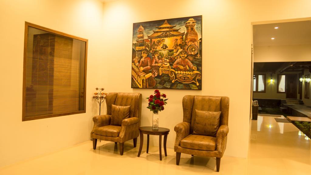 Griya Wijilan Syariah Hotel Yogyakarta Exterior photo